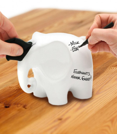 Eric the Memo Elephant